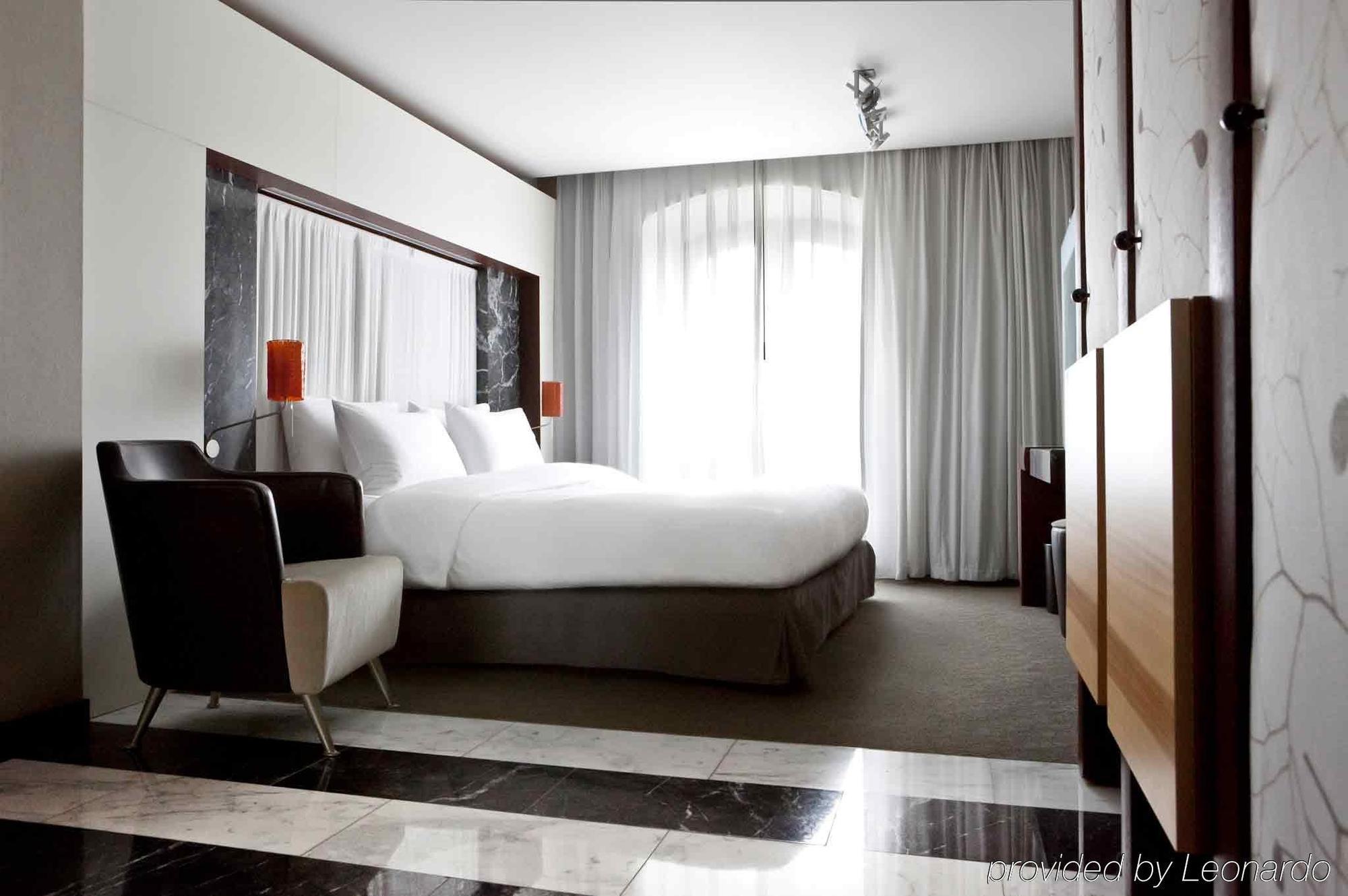 Hotel Luc, Autograph Collection Berlin Oda fotoğraf